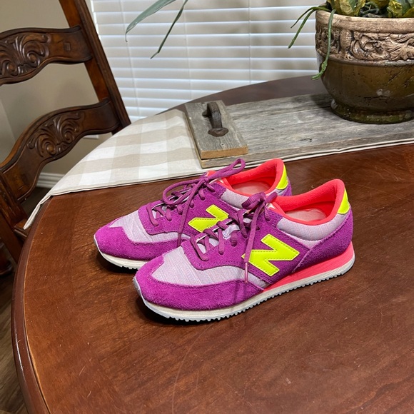 Neon  NEW BALANCE CW 620 MY Fashion - Picture 1 of 9